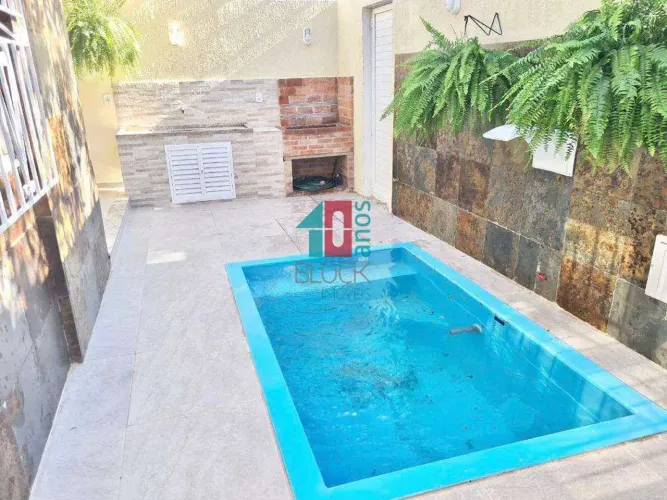 Freguesia (Jacarepaguá) | Casa de Condomínio 4 quartos, sendo 1 suite