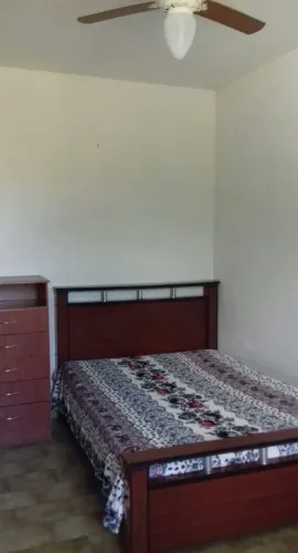 Cama casal com colchao