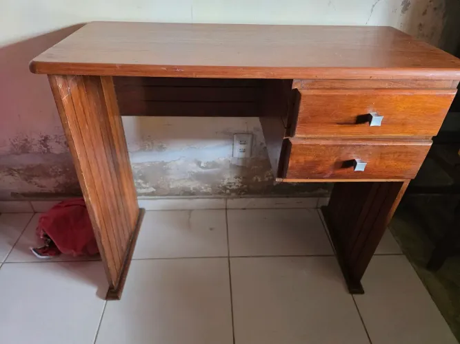 Mesa escrivaninha 