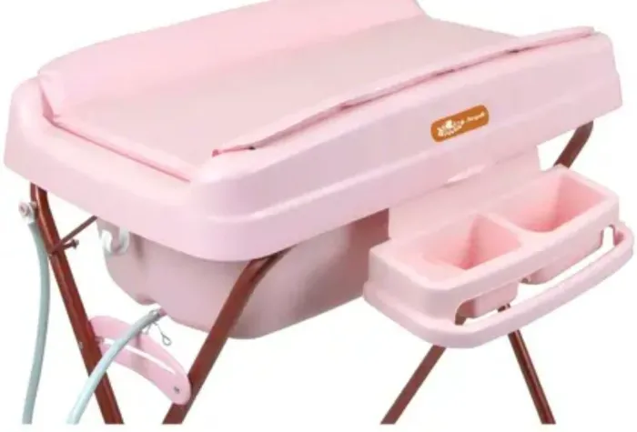 Banheira de bebe com trocado burigotto