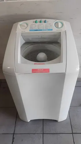 Máquina de Lavar Electrolux turbo 8 kg