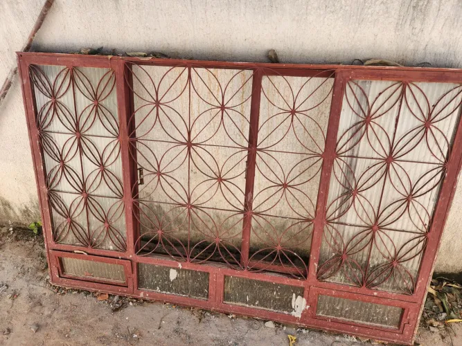 Portas e janelas usados