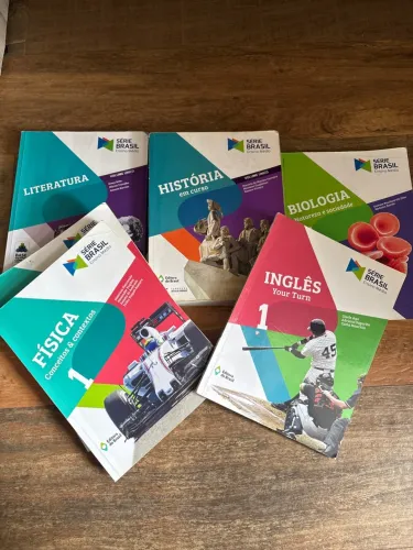 Livros didaticos Série Brasil