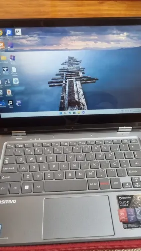 Notebook Positivo Duo C4128A 2 em 1 Touchscreen - R$ 1.000