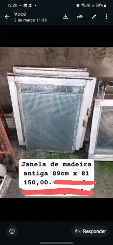 janela de madeira antiga 89cm x 81cm