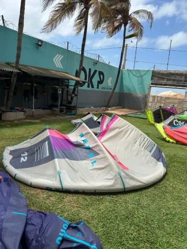 Kite Duotone Rebel 12 + Barra 