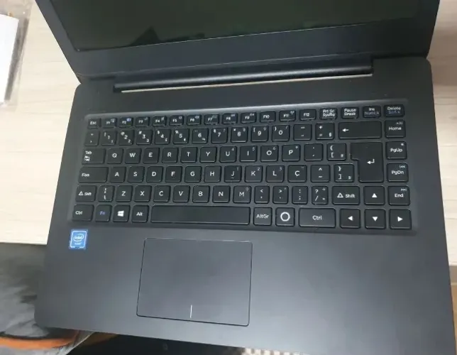 Pra sair hoje..Notebook Positivo Master N401 (teclado com problemas) sem carregador