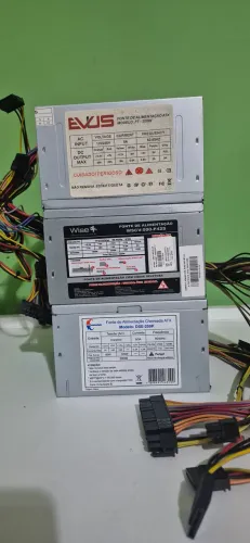 (03)TRÊS FONTES PARA COMPUTADOR NÃO SEI SE ESTÃO FUNCIONANDO R$25,00 REAIS CADA UMA 