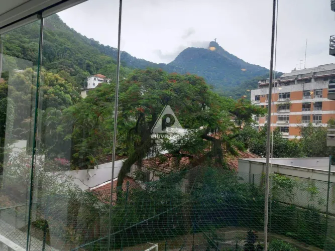 IMÓVEL COM VISTA CRISTO/VERDE. SALA. 3 QTOS. STE. COZ DEPS. INFRA TOTAL LAZER