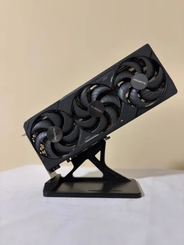 PLACA DE VIDEO RTX 5070TI 16GB