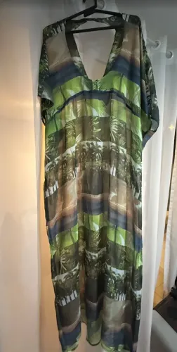 saída de praia água de coco estampa exclusiva / vestido longo transparente