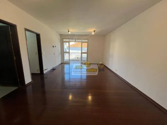 Apartamento com 3 dormitórios para alugar, 134 m² por R$ 2.951,01/mês - São Sebastião - Ub