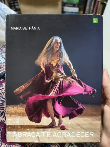 Dvd Maria Bethânia abraçar e agradecer