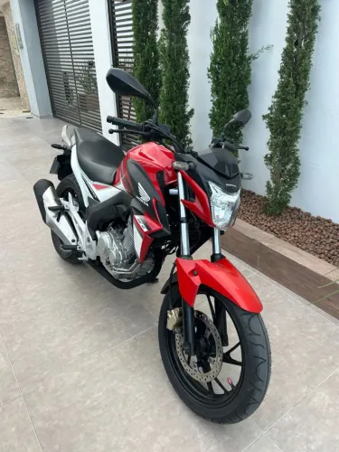 Vendo CB twister 2017