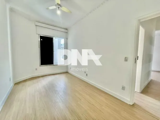 Apartamento : Padrão / Residencial / Flamengo