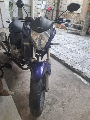 CB300
