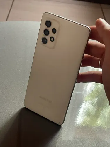 Celular A72 apenas com problema na tela, não dá imagem
