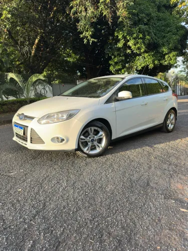 Ford Focus 1.6 S/1.6 SE Flex 16V 5P AUT 2015