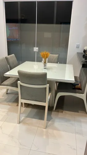 Mesa 6 cadeiras