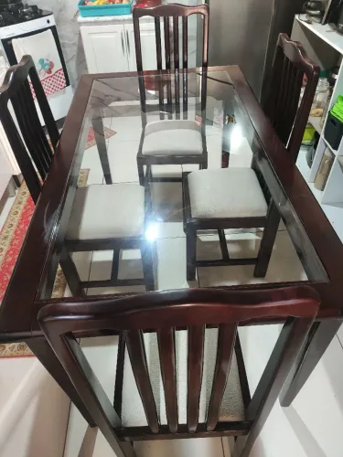 Mesa de madeira maciça tampo de vidro