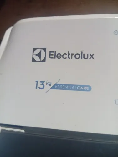 Venda de uma máquina de lavar roupa Eletrolux 13 funciona tudo perfeito lava e enxagua