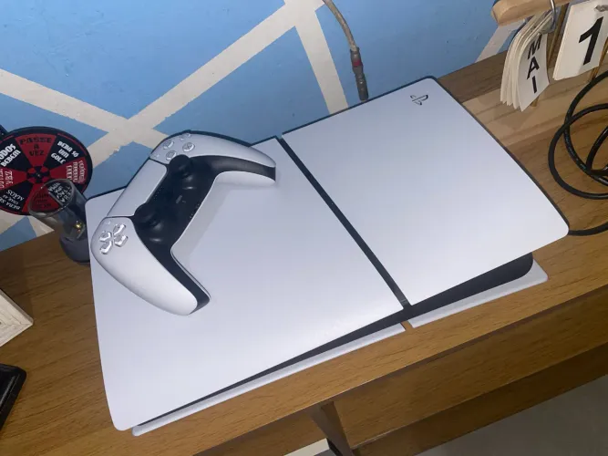 PLAYSTATION 5 - PS5