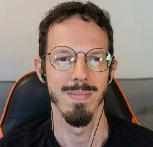 Professor de Português e Inglês (Online) e Tradutor