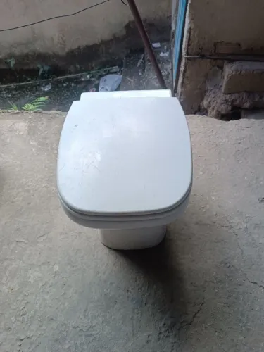 Vazo sanitário Deca , para vauvula de descarga, com assento soft close