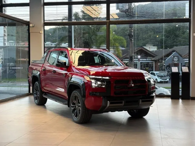 Mitsubishi TRITON Katana 2.4 CD 4X4 TB Diesel Aut. 2026