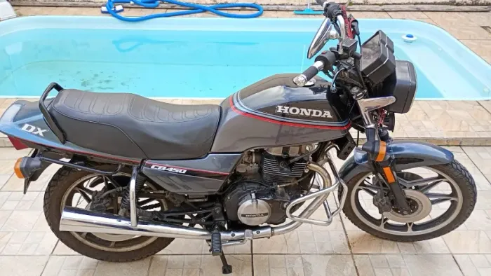 Cb 450 88   Placa preta. 