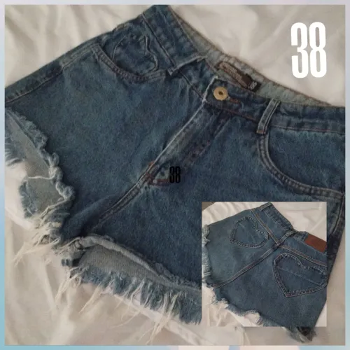 Short Jeans Bolso Coração