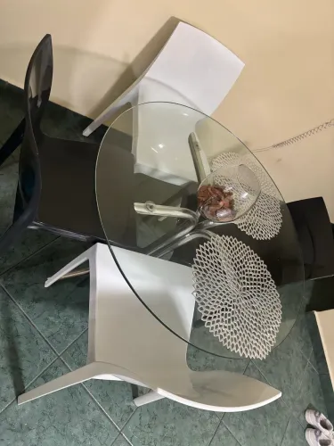 MESA 4 lugares e cadeiras tok stok