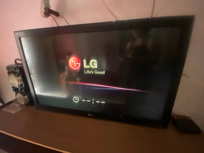 TV LG 43 POLEGADAS