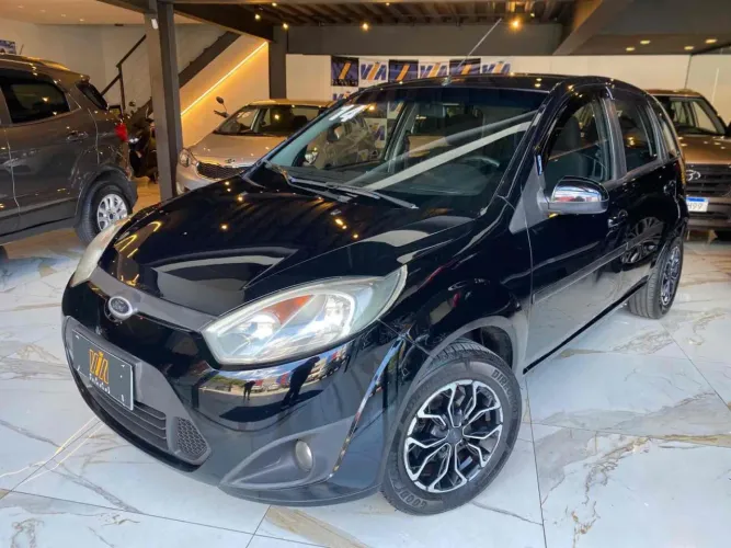 Ford Fiesta 1.0 Rocam SE Plus Hatch 8V Flex 4P Manual 2014