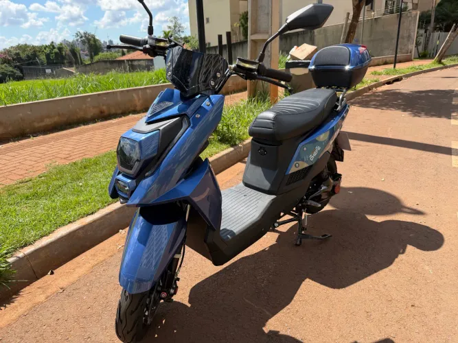 Scooter Elétrica Moto-Chefe JET 1000W (Novíssima)