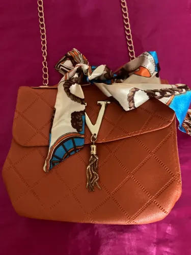 Bolsa Laranja com Lenço