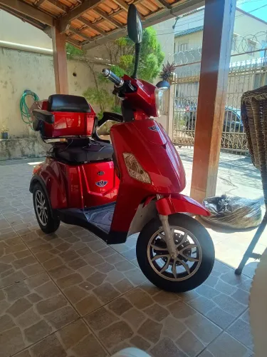 Triciclo Elétrico Eko10