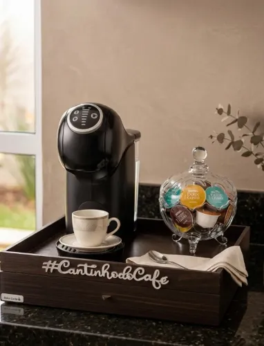 Máquina de café/ dolce gusto 