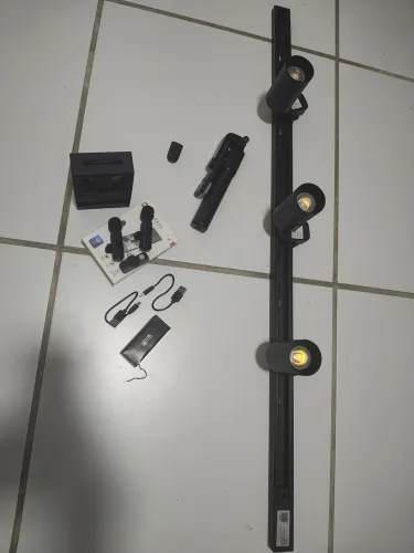 Kit para escritório ou gravação| lapela | pau selfie | régua 3 luzes 