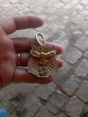 Pingente de moeda antiga