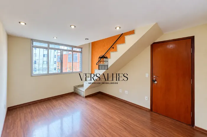 Cobertura para alugar com 03 quartos, 03 banheiros, 02 vagas de garagem, com 127m², - Bair