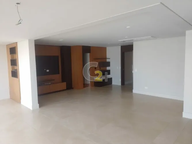 Apartamento a venda na Vila Romana 3 suítes, 4 vagas.