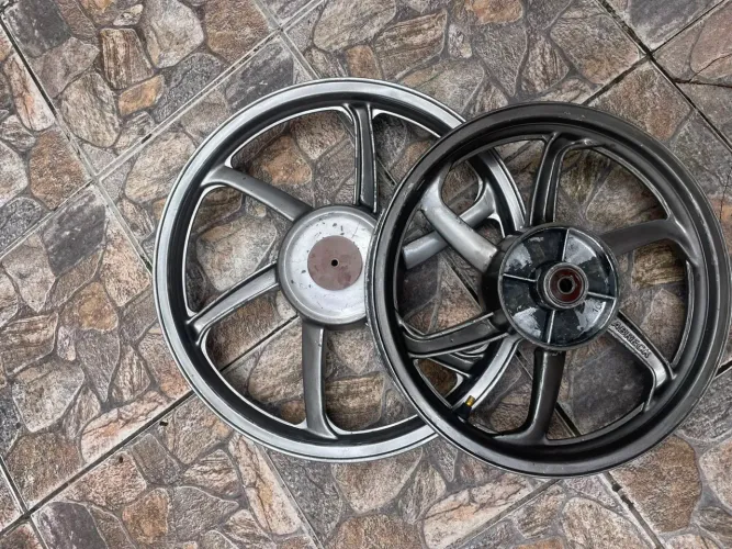 Rodas originais da biz 2007