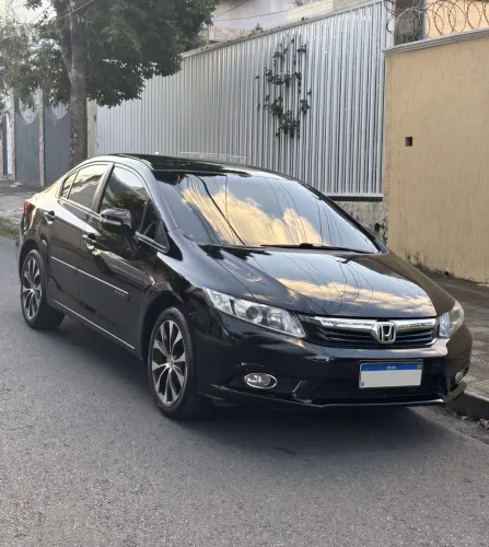 Honda Civic Sedan LXR 2.0 Flexone 16V Aut. 4P 2014