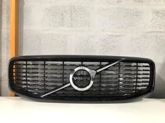 Grade Superior Dianteira Volvo Xc60 2018 2019 2020 2021 R Desing