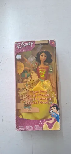 Barbie Branca de Neve festa de princesas de 2002 na caixa