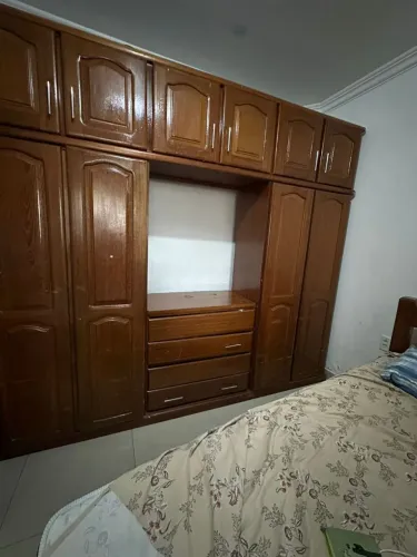 Guarda-roupa de angelim pedra