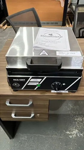 Maquina de Crepe Suíço 12 Cavidades (Anselmo)