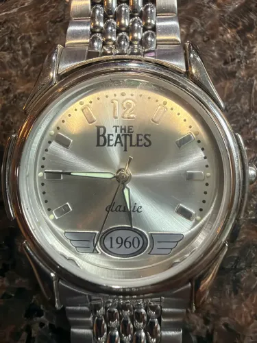 Relógio The Beatles Apple Corps Ltd.