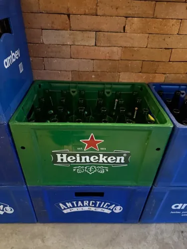 5 Engradados de Heineken 600ml